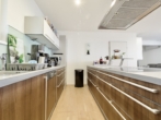 Bild - Helle und freundliche Vier-Zimmer-Wohnung mit Südwest-Loggia und Fernblick sowie Tiefgaragenplatz