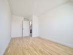 Bild - Entzückende Drei-Zimmer-Dachgeschoss-Maisonette mit Terrasse in saniertem Altbau in 1100 Wien