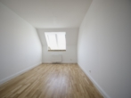 Entzückende Drei-Zimmer-Dachgeschoss-Maisonette mit Terrasse in saniertem Altbau in 1100 Wien - Bild